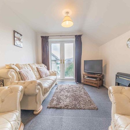 Pass The Keys Comfortable 3 Bed In Central Bowness With Parking วินเดอร์เมียร์ ภายนอก รูปภาพ