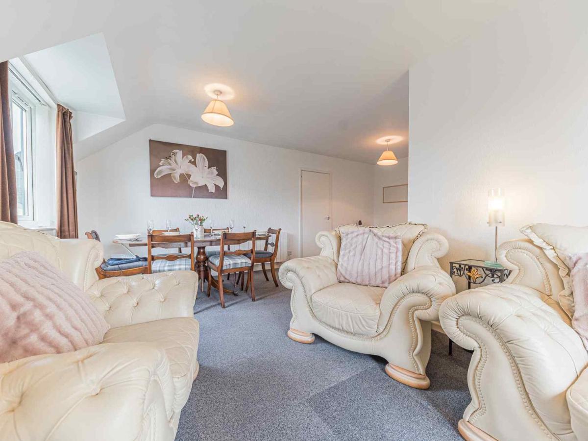 Pass The Keys Comfortable 3 Bed In Central Bowness With Parking วินเดอร์เมียร์ ภายนอก รูปภาพ
